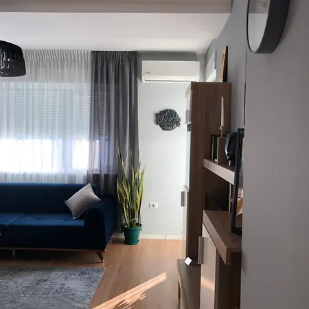 Apartment Pandora's