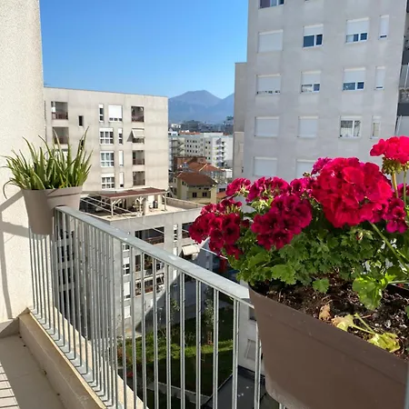 Pandora's Tirana